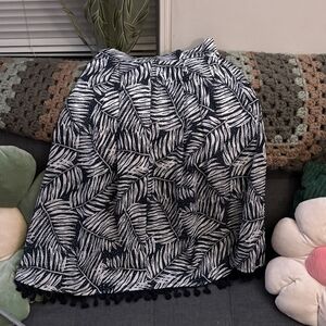 THML Blue and White Leaf Pattern A-Line Skirt